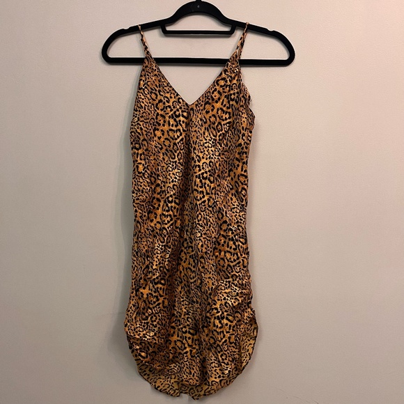 Magic Silk Dresses & Skirts - Vintage Y2K Silk Cheetah Print Slip Dress Animal Print